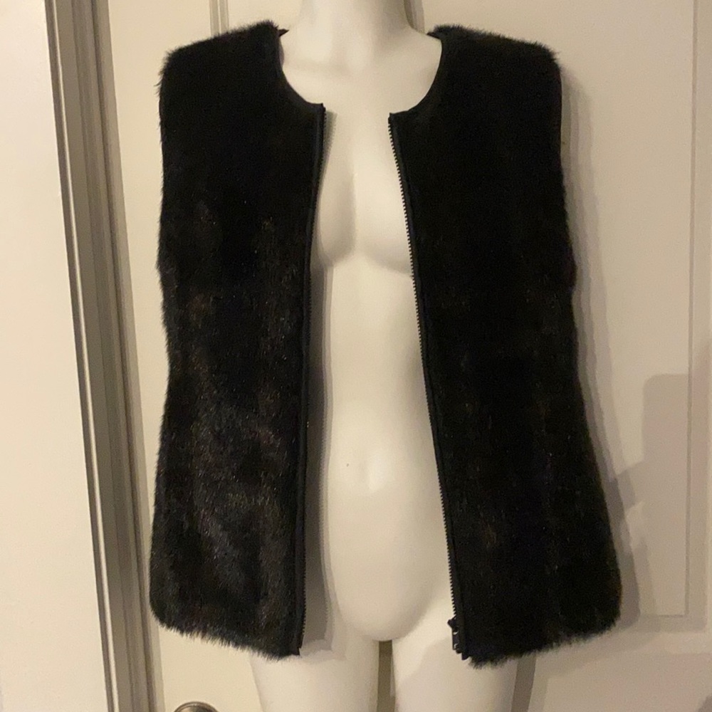 Fur vest